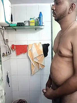 Snapshot of Mmm992170 chatting on February 2025 12:42:01 PM Mmm992170 online show from February 2025 12:42:01 PM