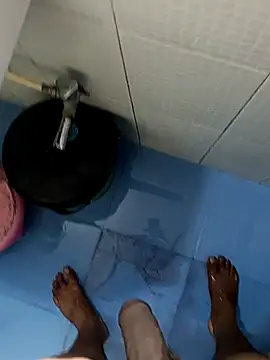 Snapshot of Mmm992170 chatting on September 2025 07:21:02 AM Mmm992170 online show from September 2025 07:21:02 AM