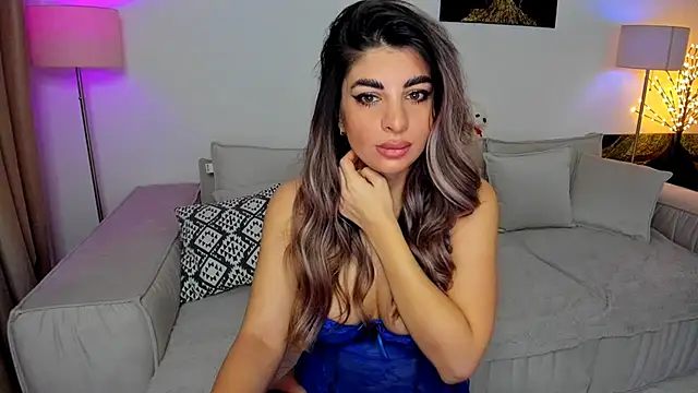 Queenofyouredreams online show from December 2024 01:40:02 AM