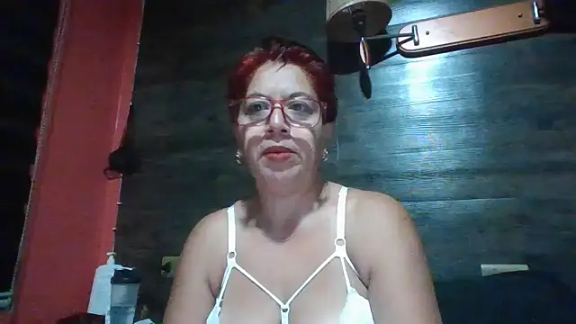 TRISH MILF online show from January 2025 09:51:02 AM