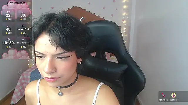 Snapshot of kathina_t chatting on December 2024 04:42:01 PM kathina t online show from December 2024 04:42:01 PM