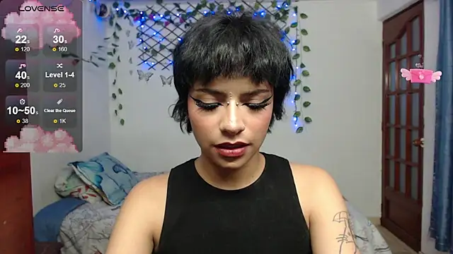 Snapshot of kathina_t chatting on September 2025 08:55:02 PM kathina t online show from September 2025 08:55:02 PM