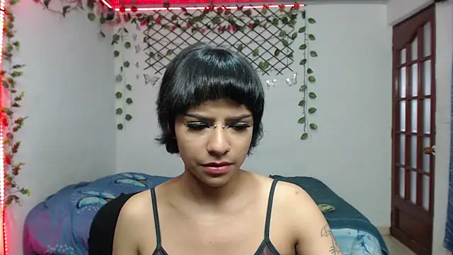 Snapshot of kathina_t chatting on October 2025 08:50:02 PM kathina t online show from October 2025 08:50:02 PM