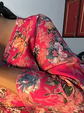 Ayesha mahi online show from November 2025 09:20:01 AM