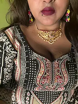 Snapshot of Ayesha_mahi chatting on May 2026 08:19:02 AM Ayesha mahi online show from May 2026 08:19:02 AM