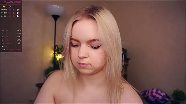 ZaraCreedon online show from March 2025 01:28:01 AM