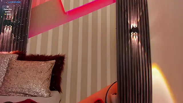 emily layton online show from March 2025 04:04:01 PM