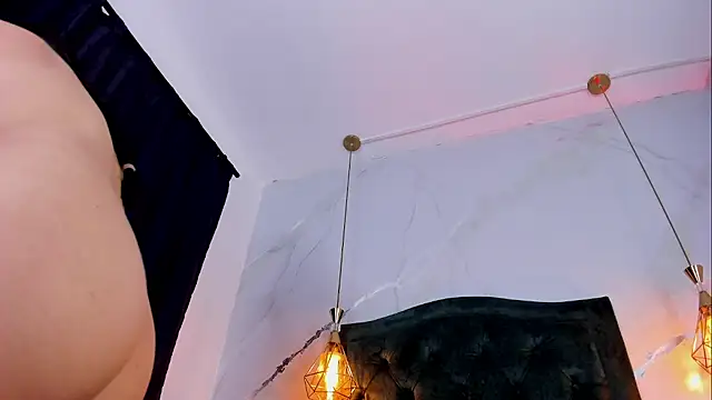 Snapshot of annyvans chatting on February 2026 11:15:02 AM annyvans online show from February 2026 11:15:02 AM