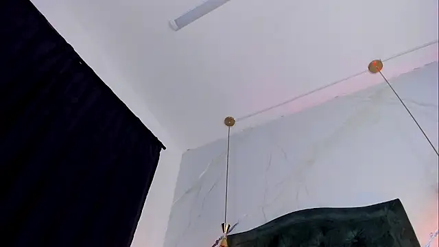 Snapshot of annyvans chatting on February 2026 11:25:01 AM annyvans online show from February 2026 11:25:01 AM