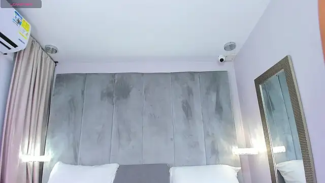 Snapshot of tifanyhills_ chatting on February 2026 08:14:02 PM tifanyhills online show from February 2026 08:14:02 PM