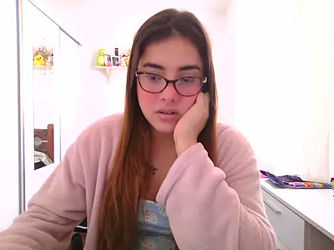 maliamiller online show from June 2026 01:31:02 PM