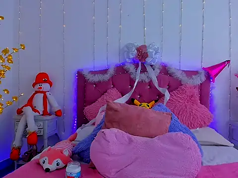 dulcevegga online show from December 2025 07:07:02 PM