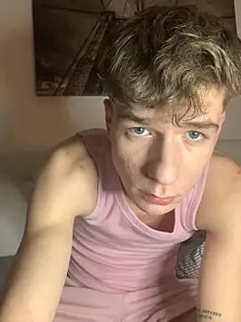 MiguelRausch online show from October 2025 06:09:01 PM