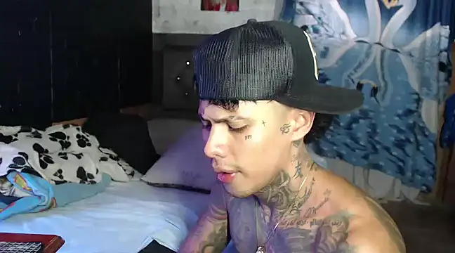 Apolo 666  online show from December 2024 10:15:02 PM