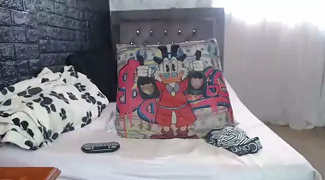 Apolo 666  online show from December 2024 06:01:02 PM