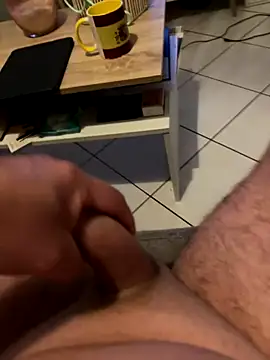 Snapshot of mj23641 chatting on October 2025 05:52:02 AM mj23641 online show from October 2025 05:52:02 AM