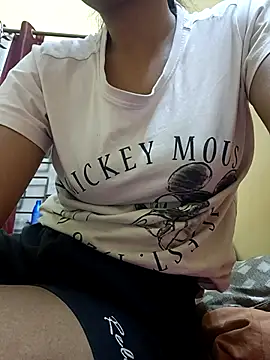 Snapshot of Sanaya_7 chatting on December 2025 12:03:02 PM Sanaya 7 online show from December 2025 12:03:02 PM