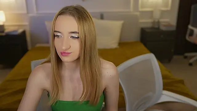 Michelle 054 online show from February 2025 12:18:02 PM