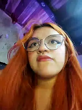 SophiaWeestt99 online show from February 2025 04:28:02 AM