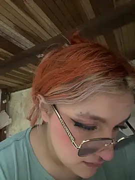 SophiaWeestt99 online show from November 2025 02:56:02 AM