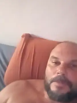 Snapshot of Javierchico chatting on July 2026 08:54:01 AM Javierchico online show from July 2026 08:54:01 AM