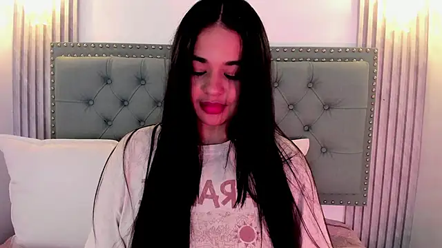 Snapshot of Aitana98_ chatting on December 2024 09:39:01 AM Aitana98 online show from December 2024 09:39:01 AM