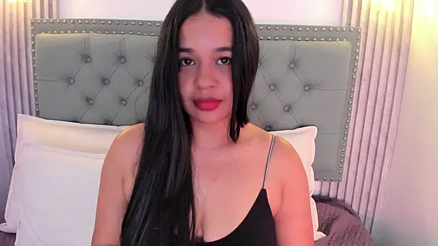 Snapshot of Aitana98_ chatting on January 2025 09:39:01 AM Aitana98 online show from January 2025 09:39:01 AM