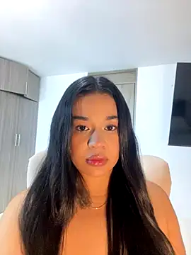 Snapshot of Aitana98_ chatting on October 2025 02:21:02 AM Aitana98 online show from October 2025 02:21:02 AM