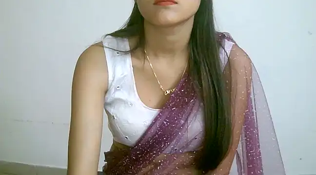 Snapshot of collage_hoty chatting on January 2025 07:39:01 PM collage hoty online show from January 2025 07:39:01 PM