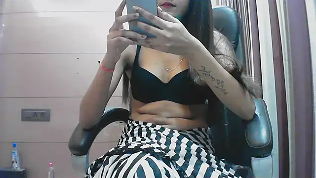 Snapshot of collage_hoty chatting on October 2025 04:41:01 PM collage hoty online show from October 2025 04:41:01 PM