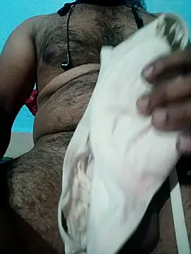 Newalcock online show from October 2025 03:34:01 PM