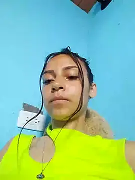 Snapshot of emma_ambar chatting on February 2025 07:46:01 PM emma ambar online show from February 2025 07:46:01 PM