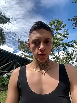 Snapshot of _PhillipBrown chatting on December 2024 06:48:02 PM PhillipBrown online show from December 2024 06:48:02 PM