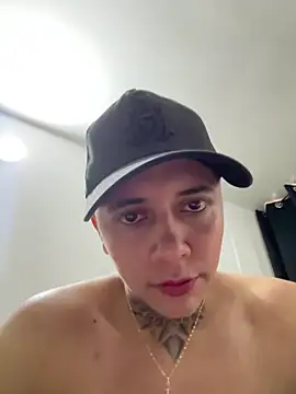 Snapshot of _PhillipBrown chatting on February 2026 12:23:01 PM PhillipBrown online show from February 2026 12:23:01 PM