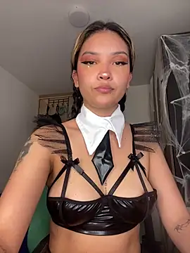 baby lizy online show from October 2025 09:16:02 PM