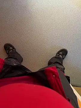 Snapshot of lescoquin2215 chatting on February 2026 08:46:01 AM lescoquin2215 online show from February 2026 08:46:01 AM