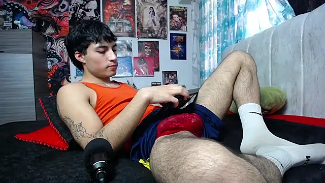 Snapshot of dylan_fun18 chatting on June 2026 10:12:02 PM dylan fun18 online show from June 2026 10:12:02 PM