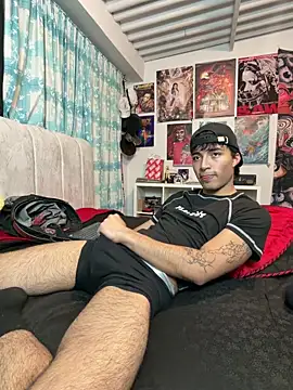 Snapshot of dylan_fun18 chatting on June 2026 02:53:01 AM dylan fun18 online show from June 2026 02:53:01 AM