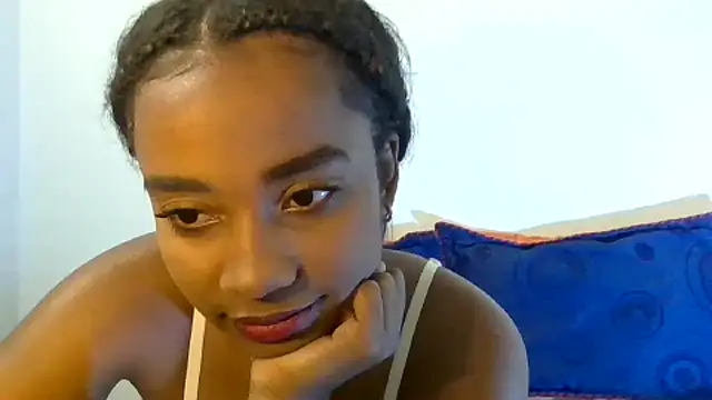 Snapshot of Behla_rouseh chatting on December 2024 02:09:02 AM Behla rouseh online show from December 2024 02:09:02 AM