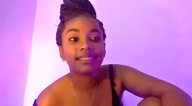 Snapshot of Behla_rouseh chatting on March 2025 09:37:01 PM Behla rouseh online show from March 2025 09:37:01 PM