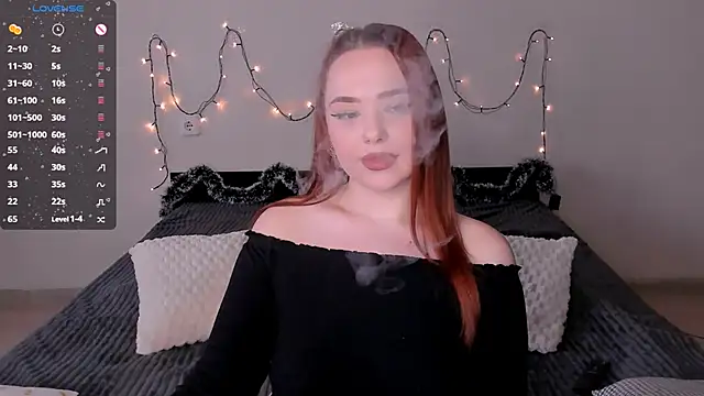 LittleKiitten online show from December 2024 12:16:02 PM