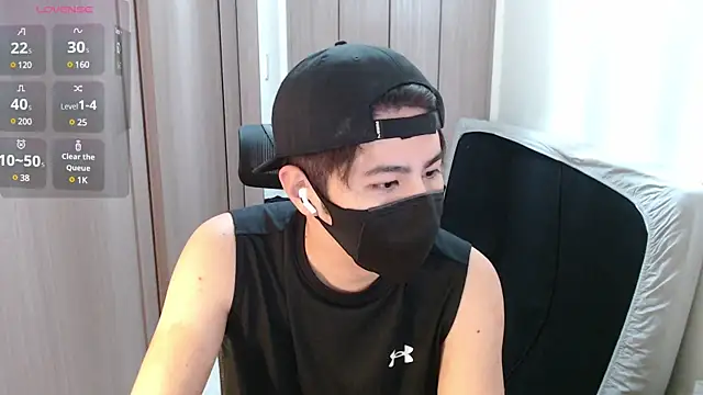 Snapshot of ryota_kkk chatting on January 2025 12:15:01 PM ryota kkk online show from January 2025 12:15:01 PM