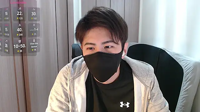 Snapshot of ryota_kkk chatting on February 2025 12:06:02 PM ryota kkk online show from February 2025 12:06:02 PM