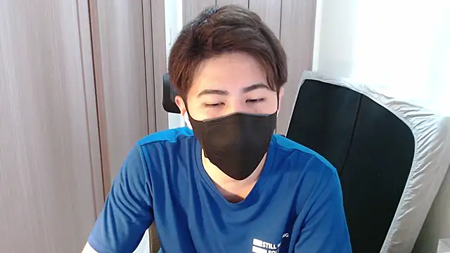 Snapshot of ryota_kkk chatting on February 2025 12:33:01 PM ryota kkk online show from February 2025 12:33:01 PM