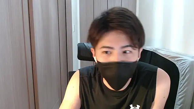 Snapshot of ryota_kkk chatting on February 2025 11:55:01 AM ryota kkk online show from February 2025 11:55:01 AM