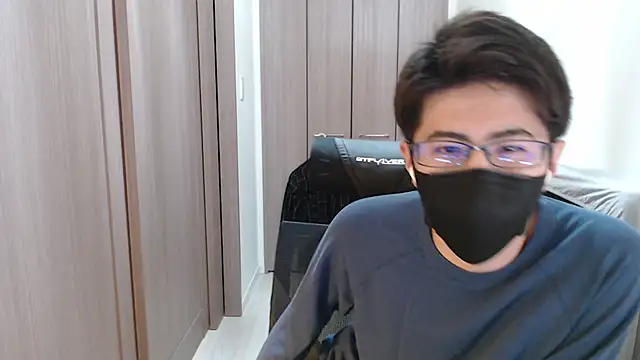 Snapshot of ryota_kkk chatting on March 2025 04:24:01 PM ryota kkk online show from March 2025 04:24:01 PM