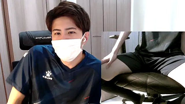 Snapshot of ryota_kkk chatting on October 2025 02:24:02 PM ryota kkk online show from October 2025 02:24:02 PM