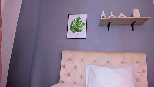 Soe Lara online show from September 2025 11:37:02 AM