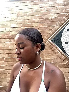 AkiraHomers online show from January 2025 02:50:01 PM