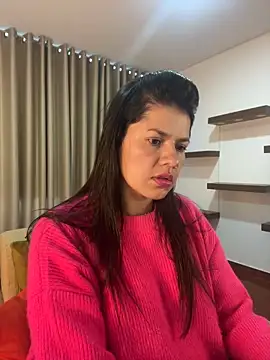 Snapshot of Alice_Biel chatting on December 2024 01:50:02 PM Alice Biel online show from December 2024 01:50:02 PM